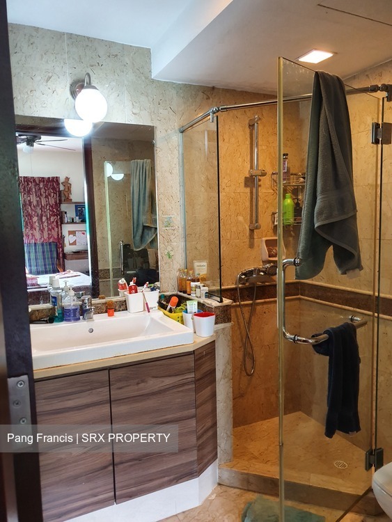 Stratford Court (D16), Condominium #235492421